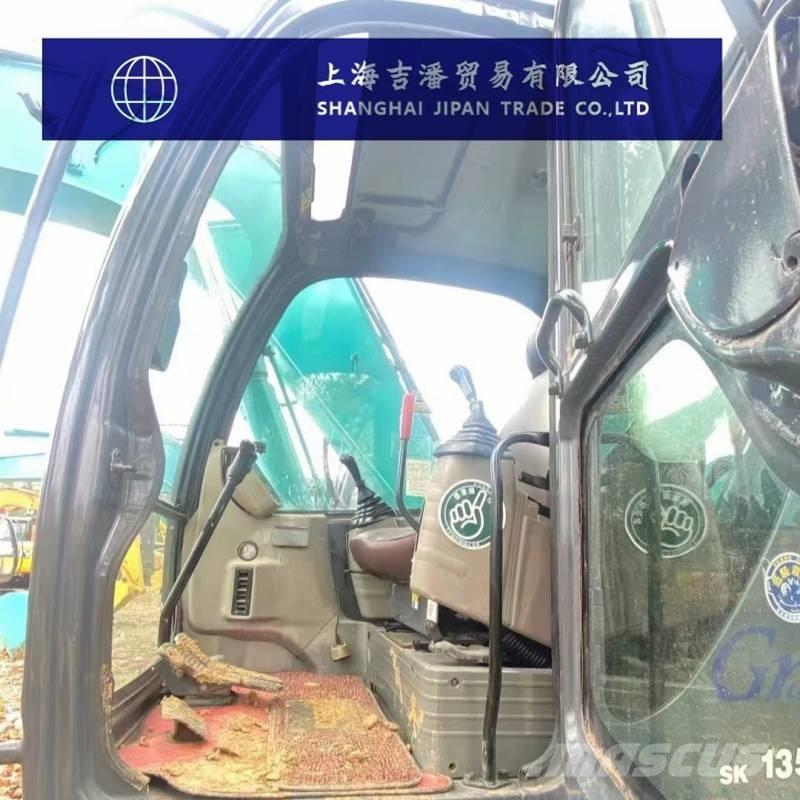 Kobelco SK 135 SR Vidēja lieluma ekskavatori 7 t - 12 t