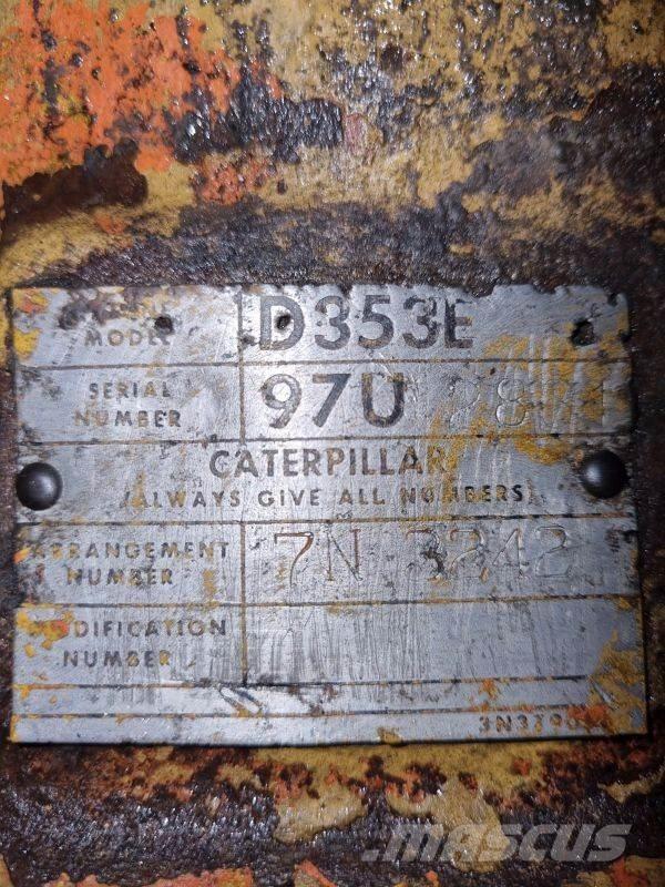 CAT D353E Dzinēji