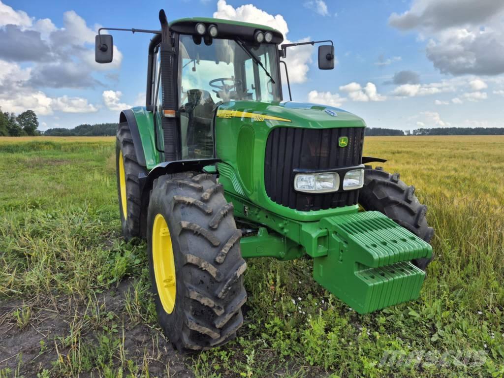 John Deere 6520 Traktori