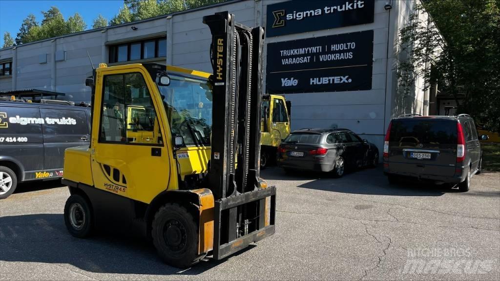 Hyster H4.5 FT S5 Tehnika ar dīzeļa dzinēju