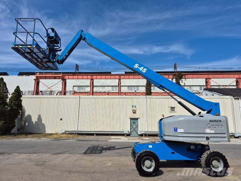 Genie S 45 Teleskopiskie pacēlāji