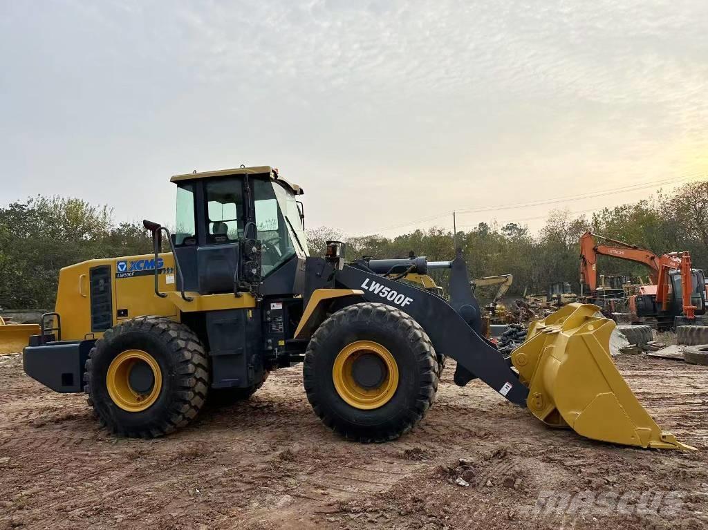XCMG LW 500 F Iekrāvēji uz riteņiem