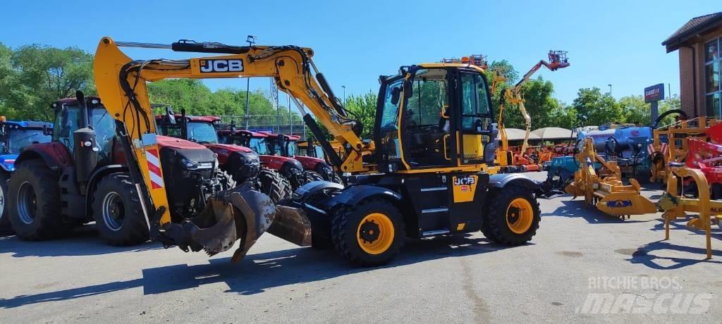 JCB Hydradig Ekskavatori uz riteņiem