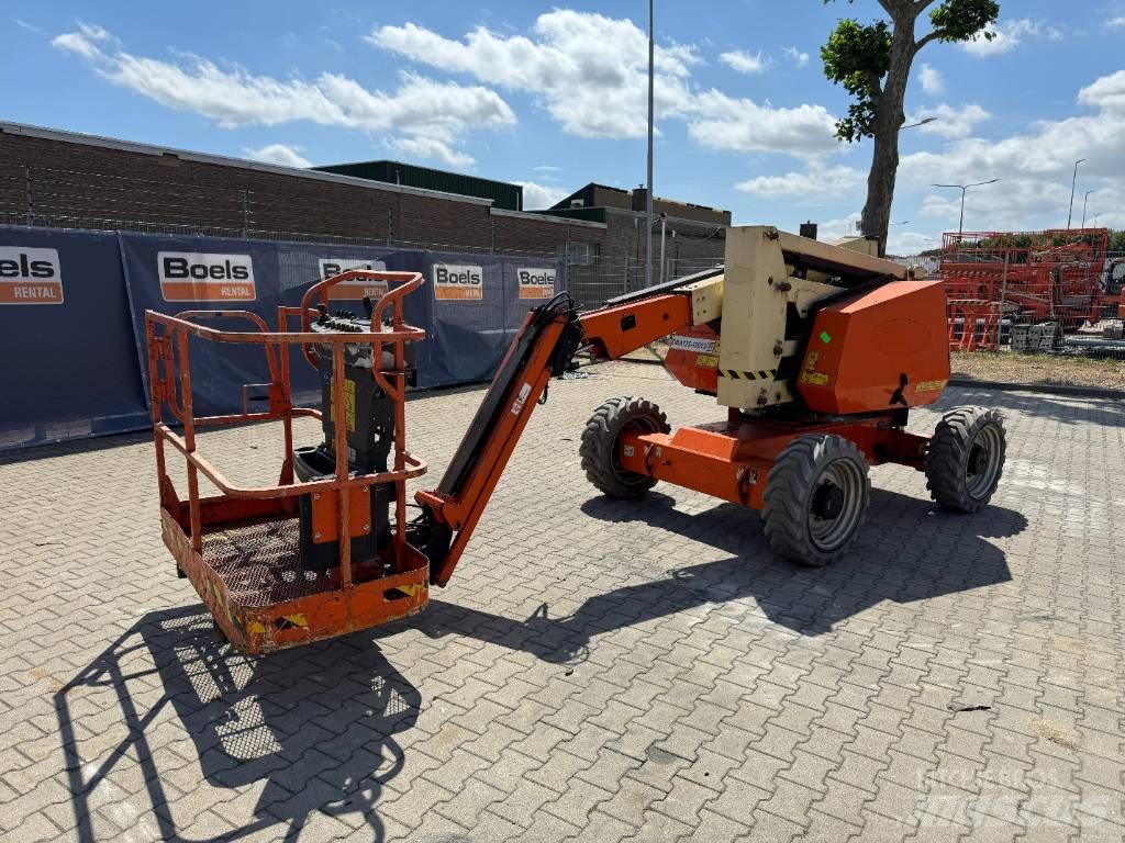 JLG 340AJ Strēles pacēlāji