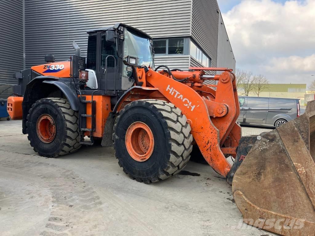 Hitachi ZW330-6 Iekrāvēji uz riteņiem