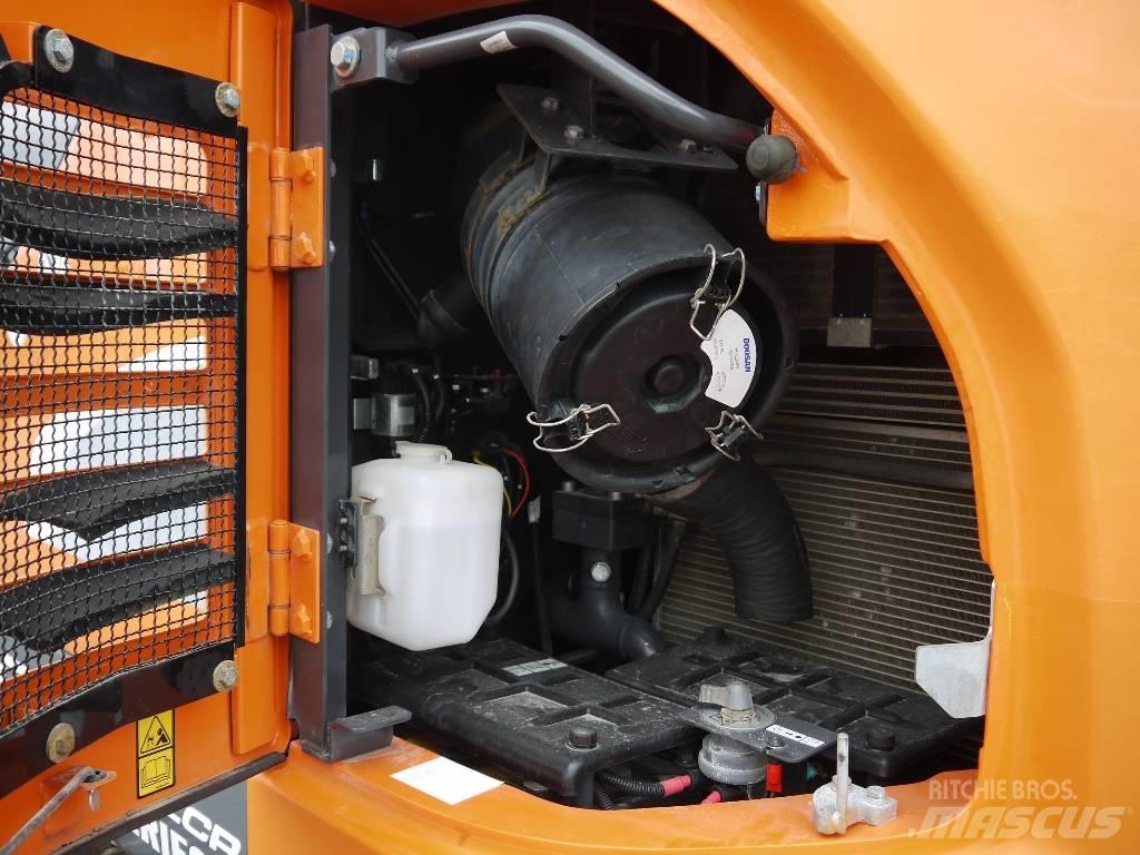 Doosan DX 140 LCR-5 Kāpurķēžu ekskavatori