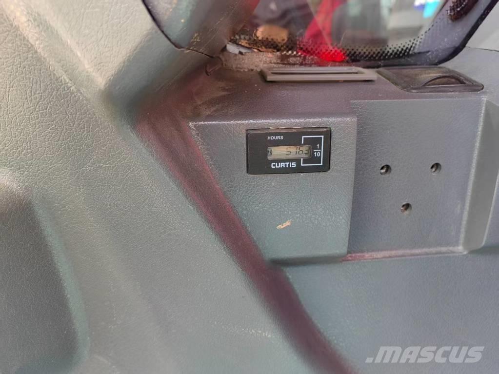 Doosan DX 345LC-9C Kāpurķēžu ekskavatori