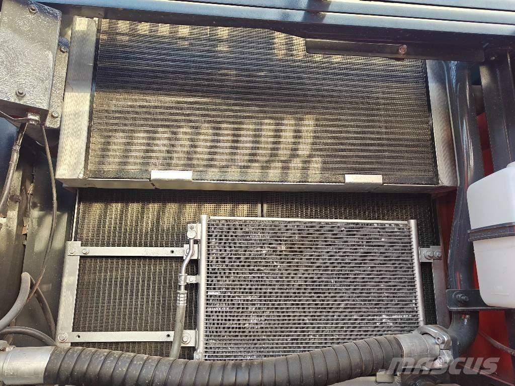 Doosan DX 345LC-9C Kāpurķēžu ekskavatori