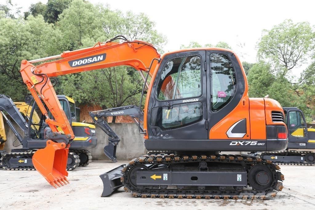 Doosan DX 75-9 C Mini ekskavatori < 7 t