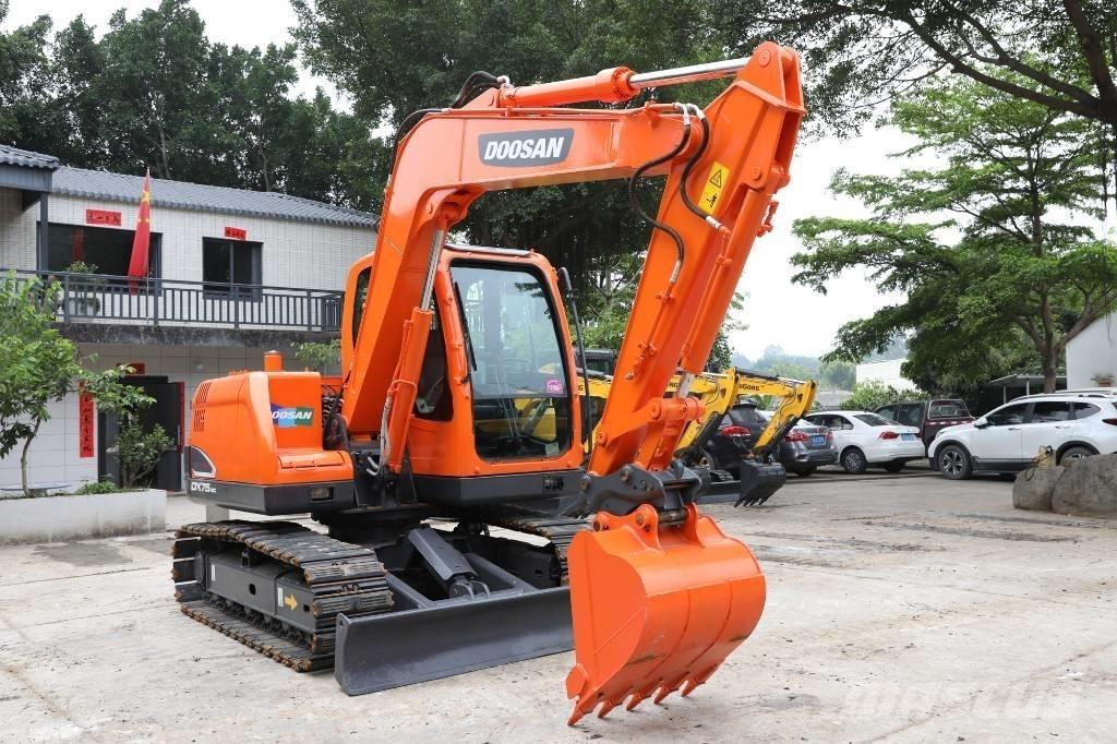Doosan DX 75-9 C Mini ekskavatori < 7 t