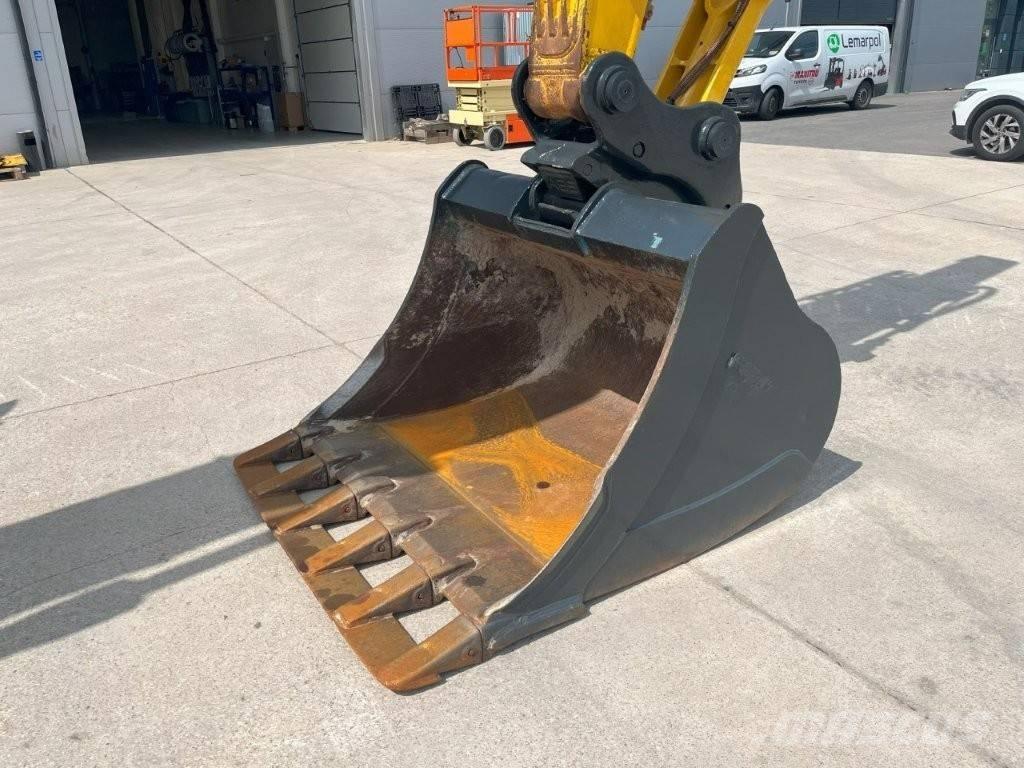 Komatsu PC 210 LC-11 Kāpurķēžu ekskavatori