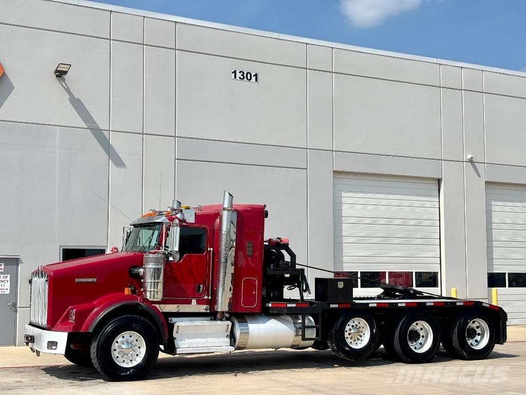 Kenworth T 800 Evakuators ar manipulatoru