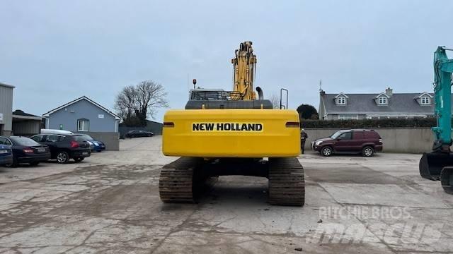 New Holland E335 Kāpurķēžu ekskavatori