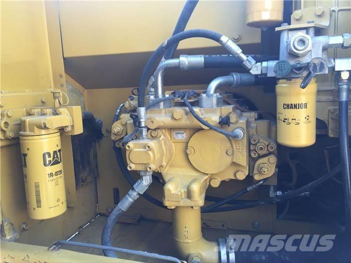 CAT 320 D Kāpurķēžu ekskavatori