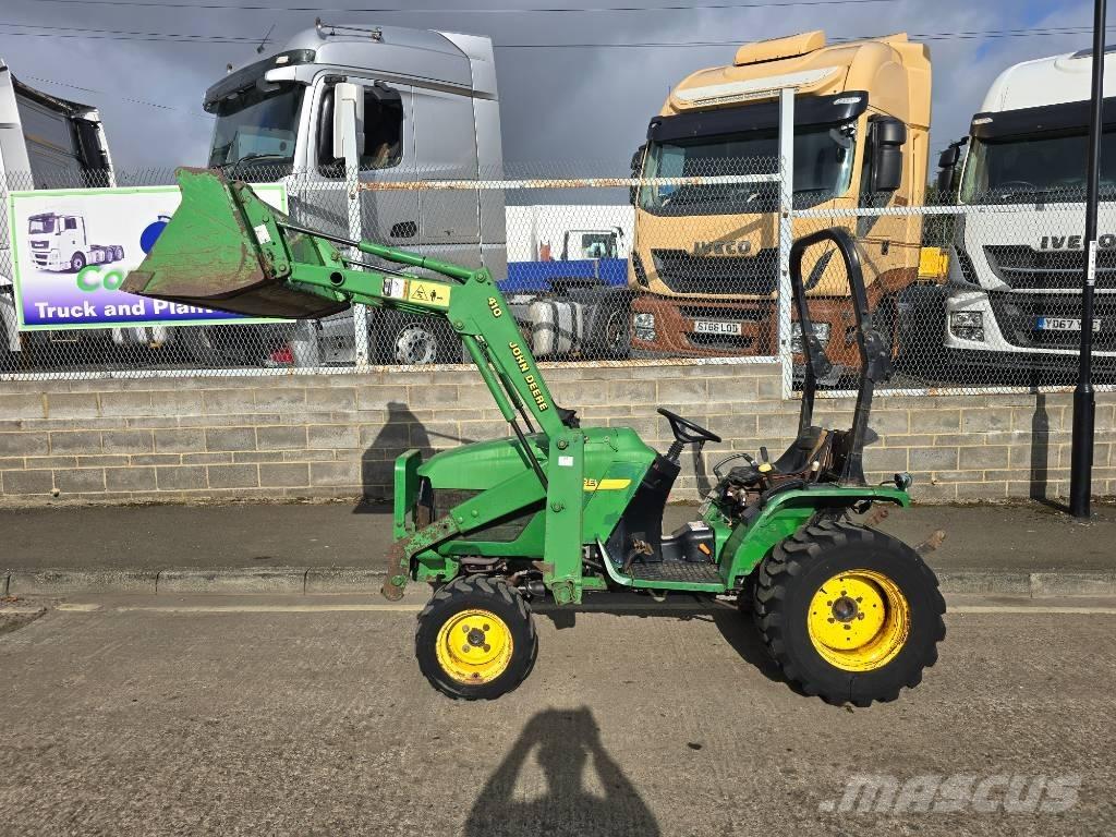 John Deere 2520 HST Kompaktie traktori