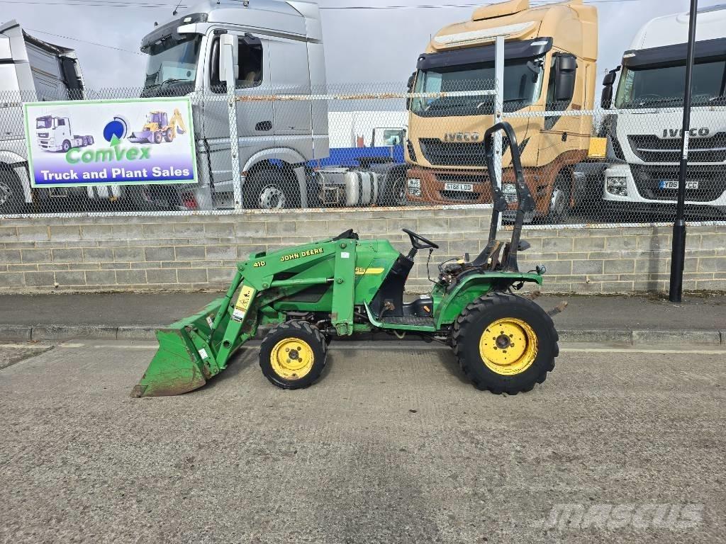 John Deere 2520 HST Kompaktie traktori