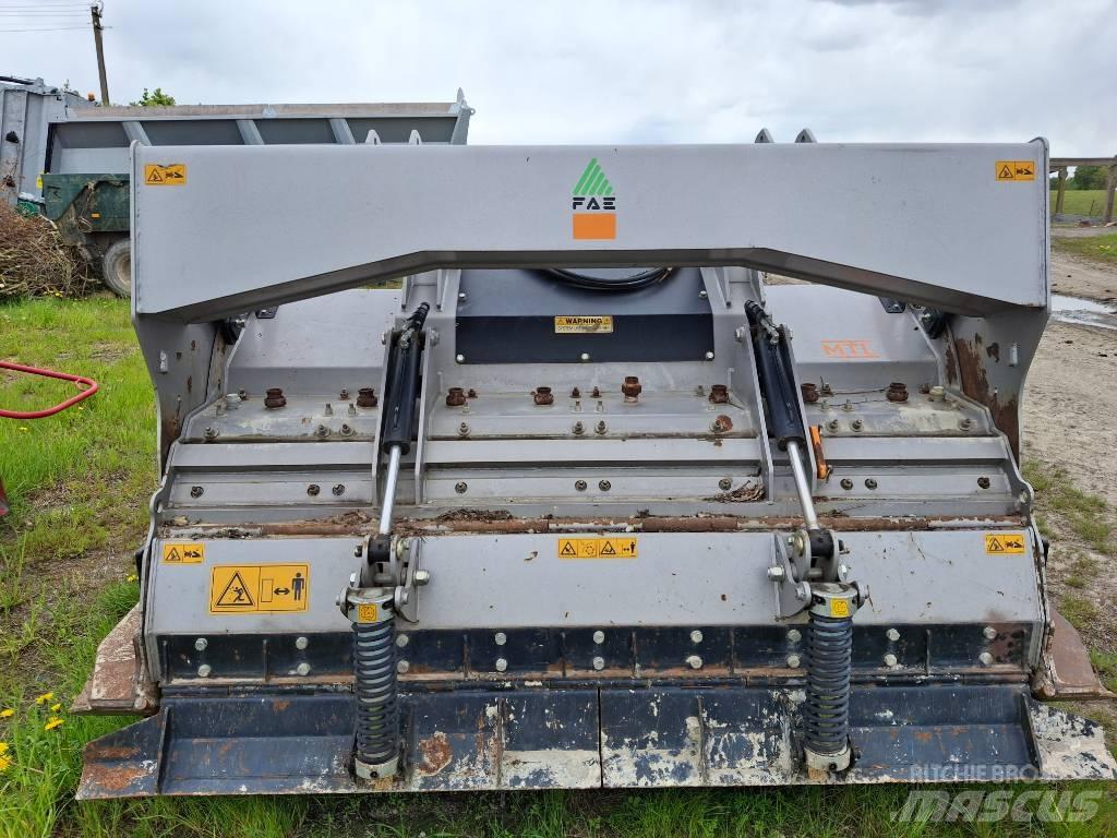 FAE MTL225 Skrēperi