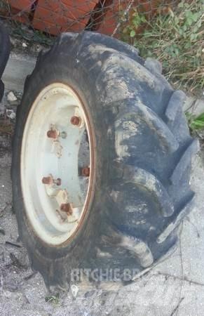  Pneu 280/70R18 Riepas, riteņi un diski