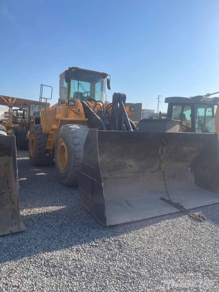Volvo L 180 E Iekrāvēji uz riteņiem
