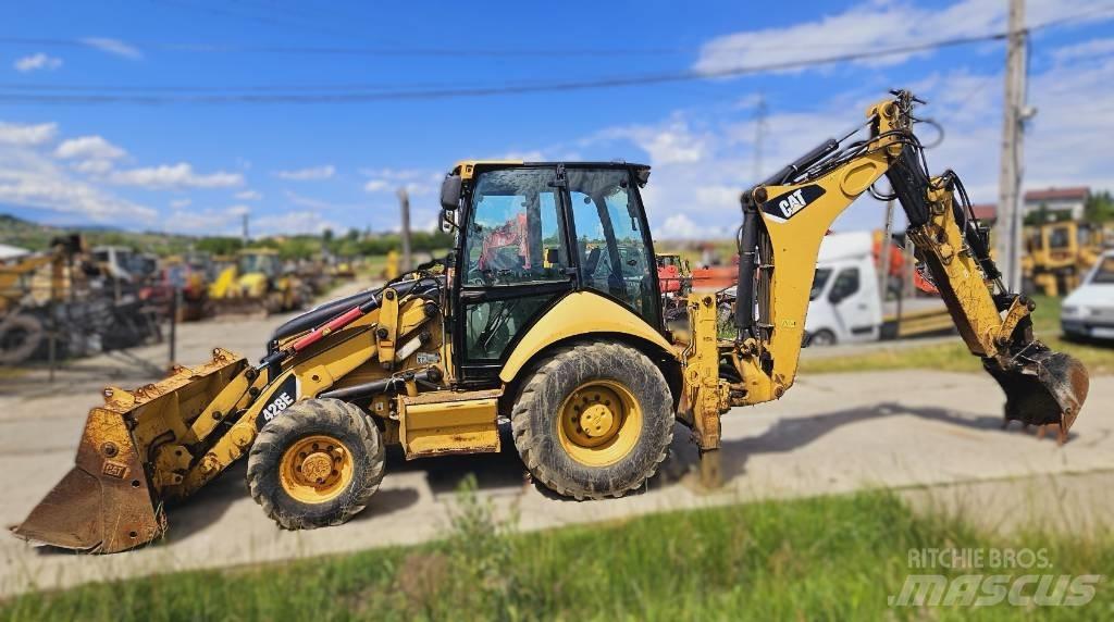 CAT 428 E Ekskavatori-iekrāvēji