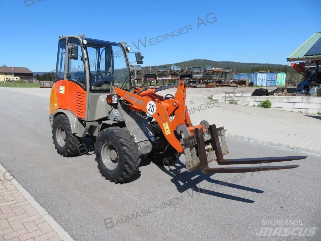 Atlas AR 35 Iekrāvēji uz riteņiem