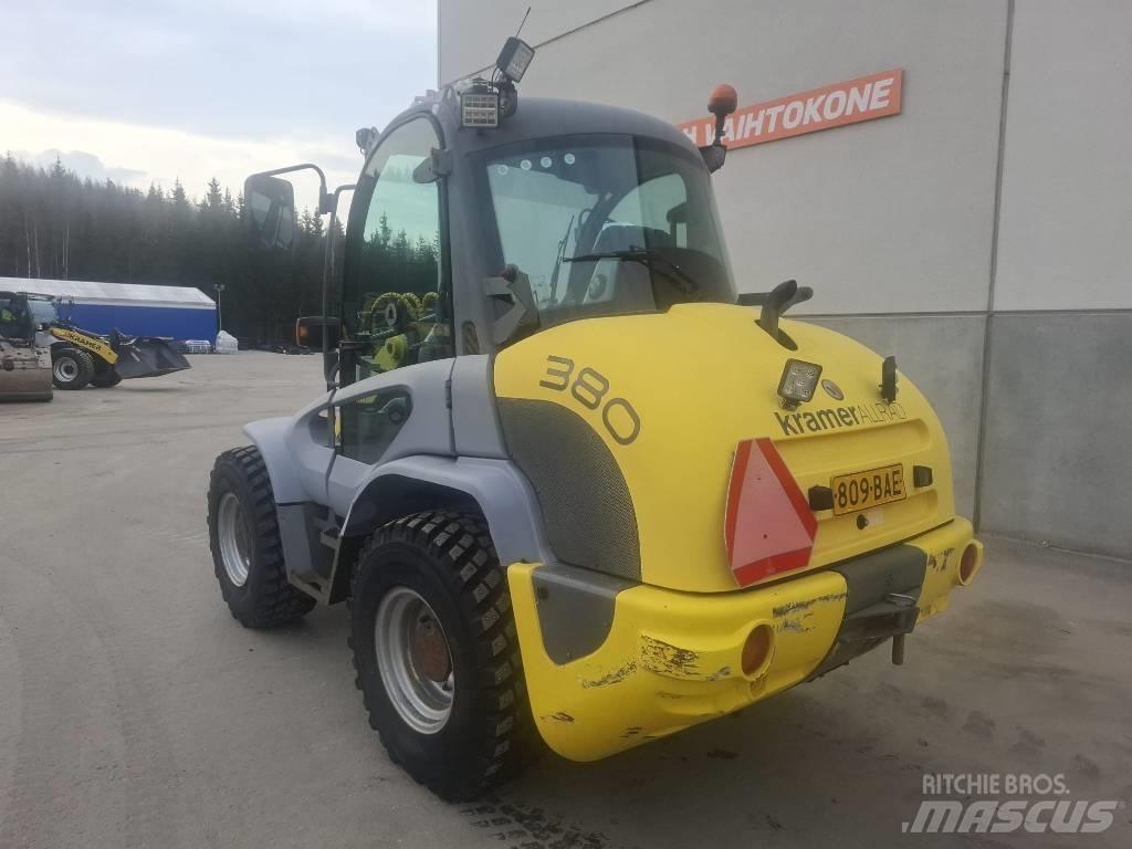 Kramer 380 Iekrāvēji uz riteņiem