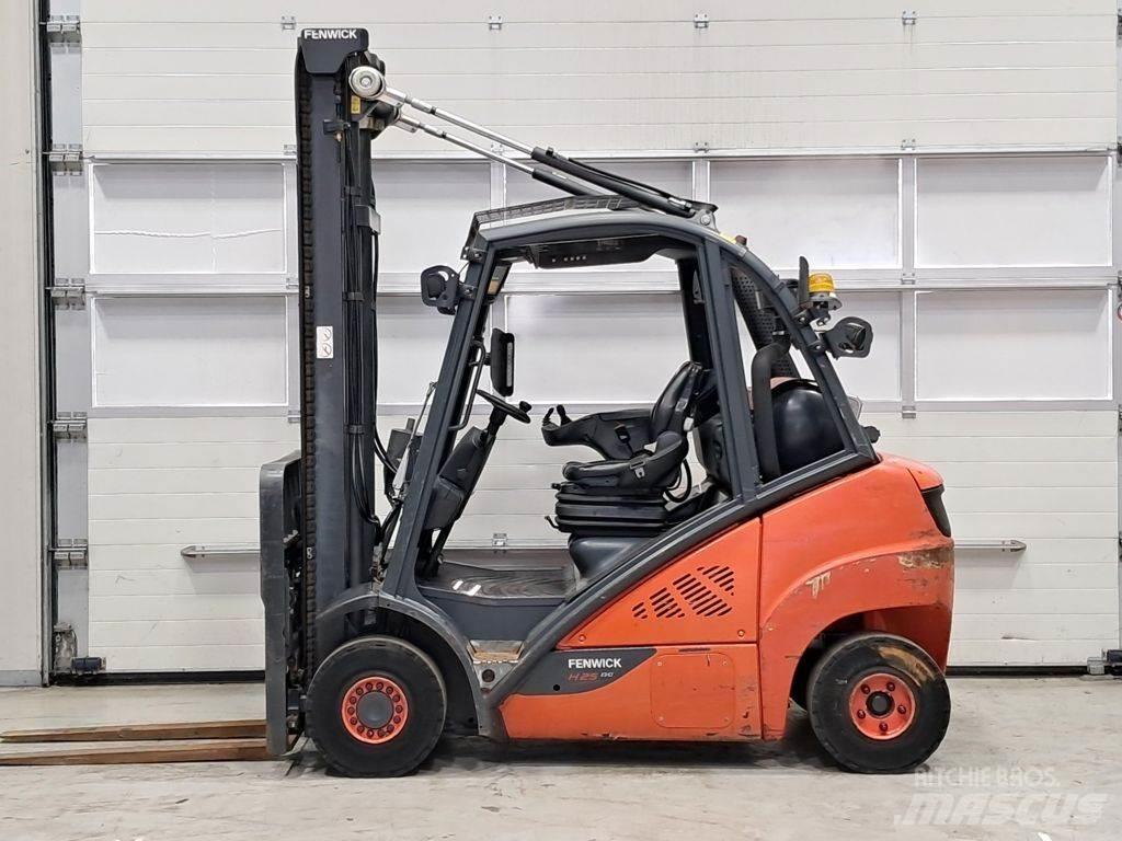 Linde H25T-02 LPG tehnika