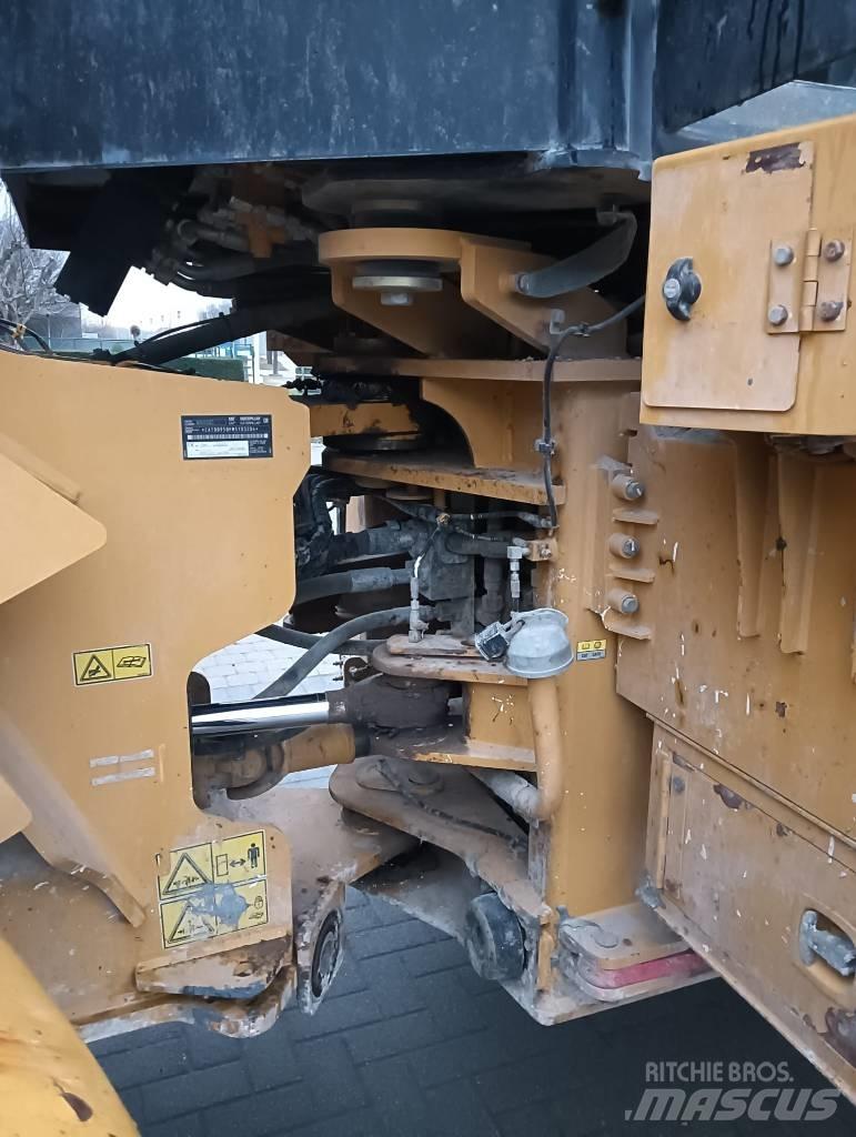 CAT 950GC Iekrāvēji uz riteņiem