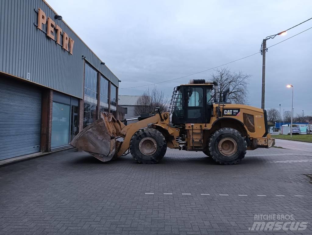 CAT 950GC Iekrāvēji uz riteņiem