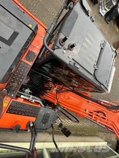Hitachi ZX 170 W-6 Ekskavatori uz riteņiem