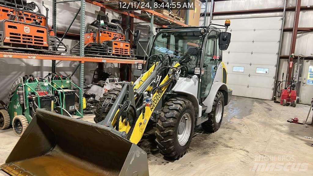 Wacker Neuson 8085 Iekrāvēji uz riteņiem