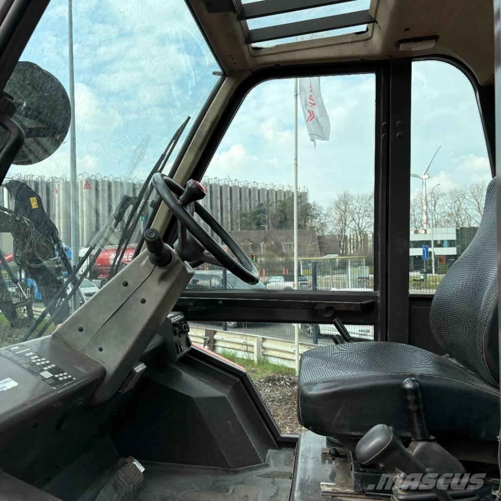 Manitou M 30.4 Apvidus autokrāvējs