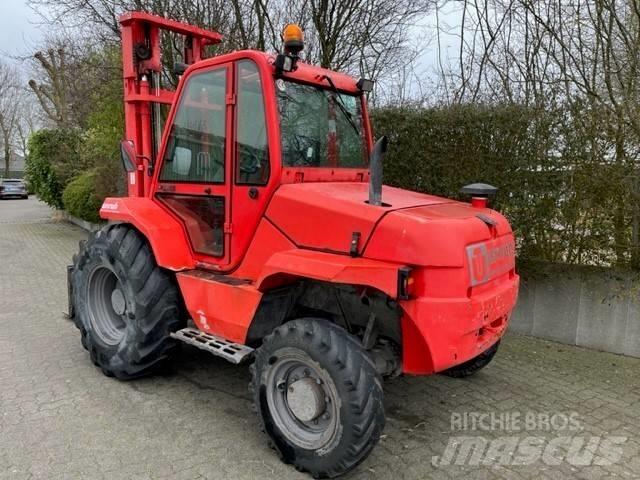 Manitou M 26.4 Apvidus autokrāvējs