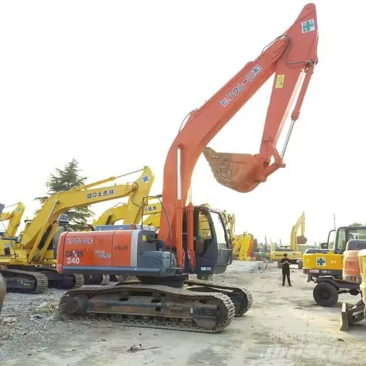 Hitachi ZX240 Kāpurķēžu ekskavatori