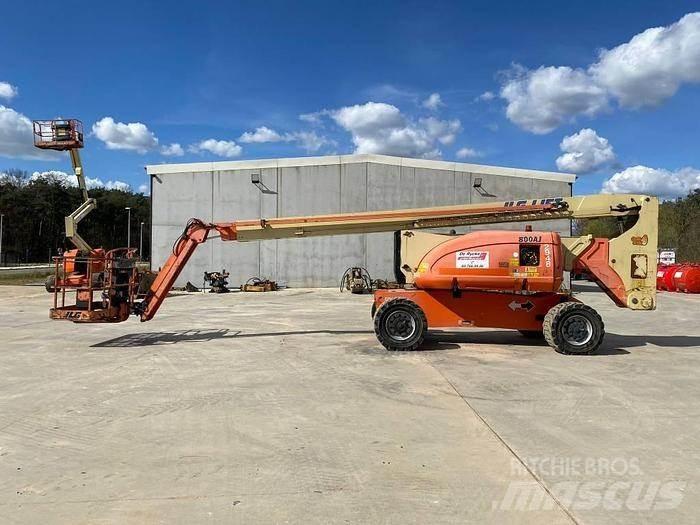 JLG 800AJ Strēles pacēlāji