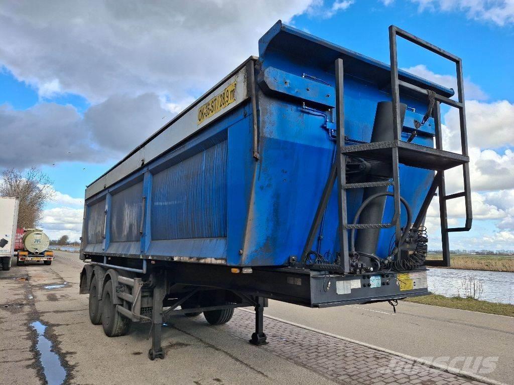 Stas S300CX Piekabes pašizgāzēji
