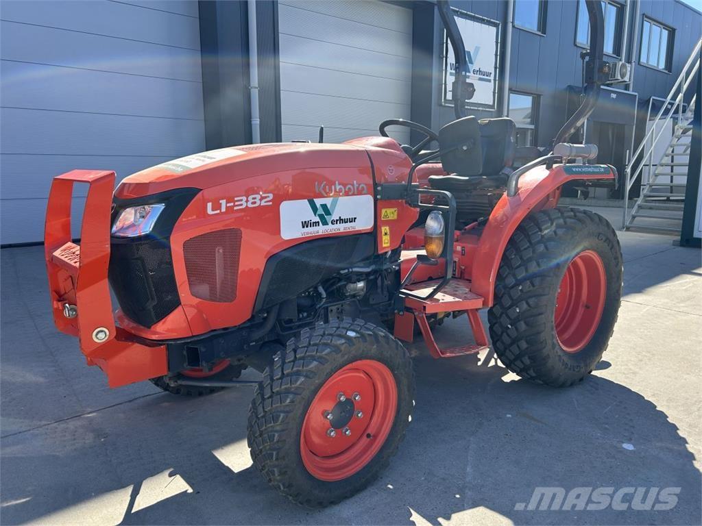 Kubota L1-382 (5283) Kompaktie traktori