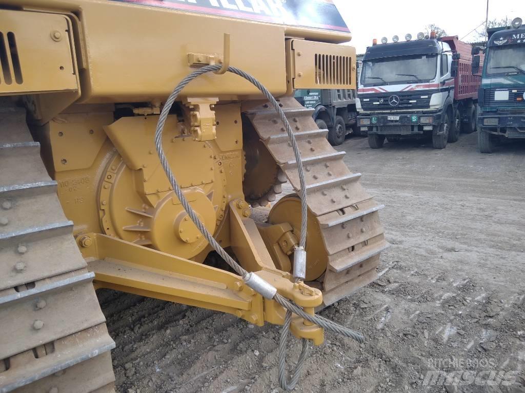 CAT D 7 R Buldozeri