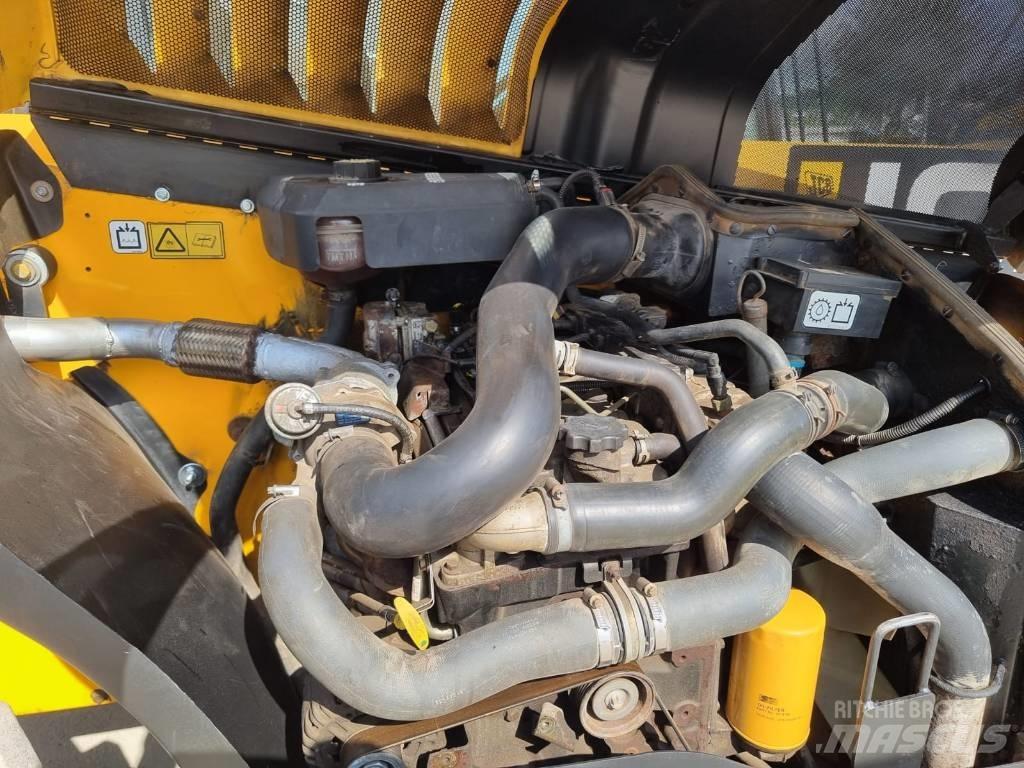 JCB 531-70 Teleskopiskie manipulatori