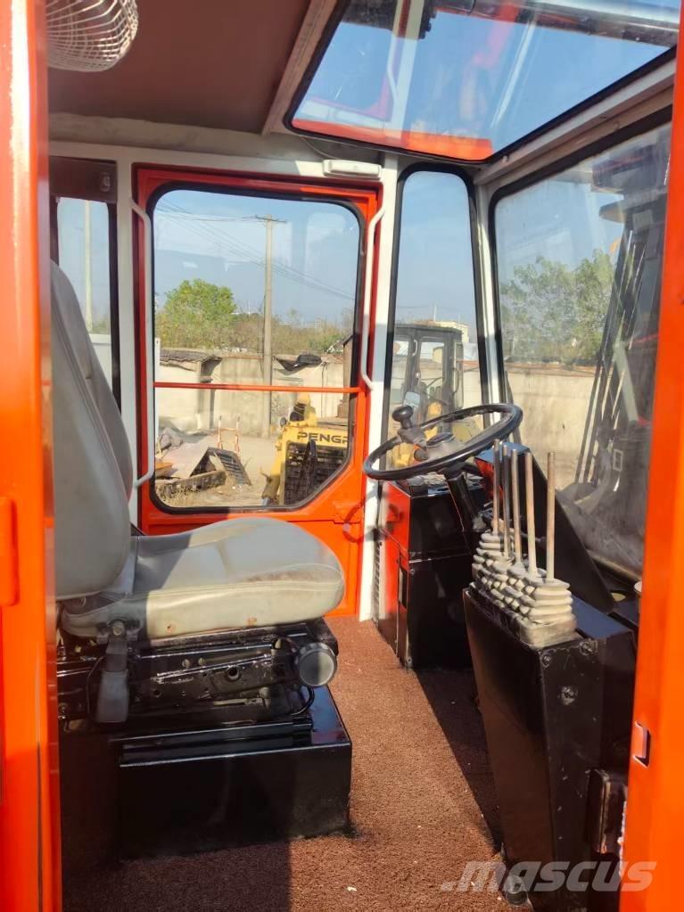 Kalmar DCF 420-12 Tehnika ar dīzeļa dzinēju