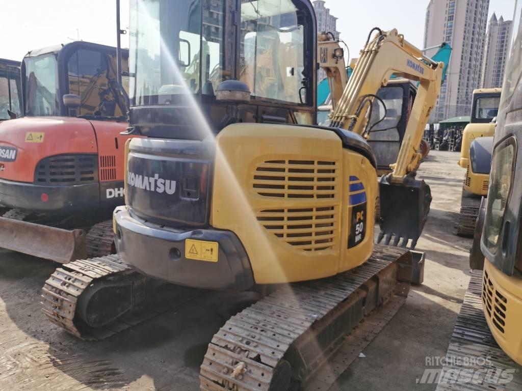 Komatsu PC50 Kāpurķēžu ekskavatori