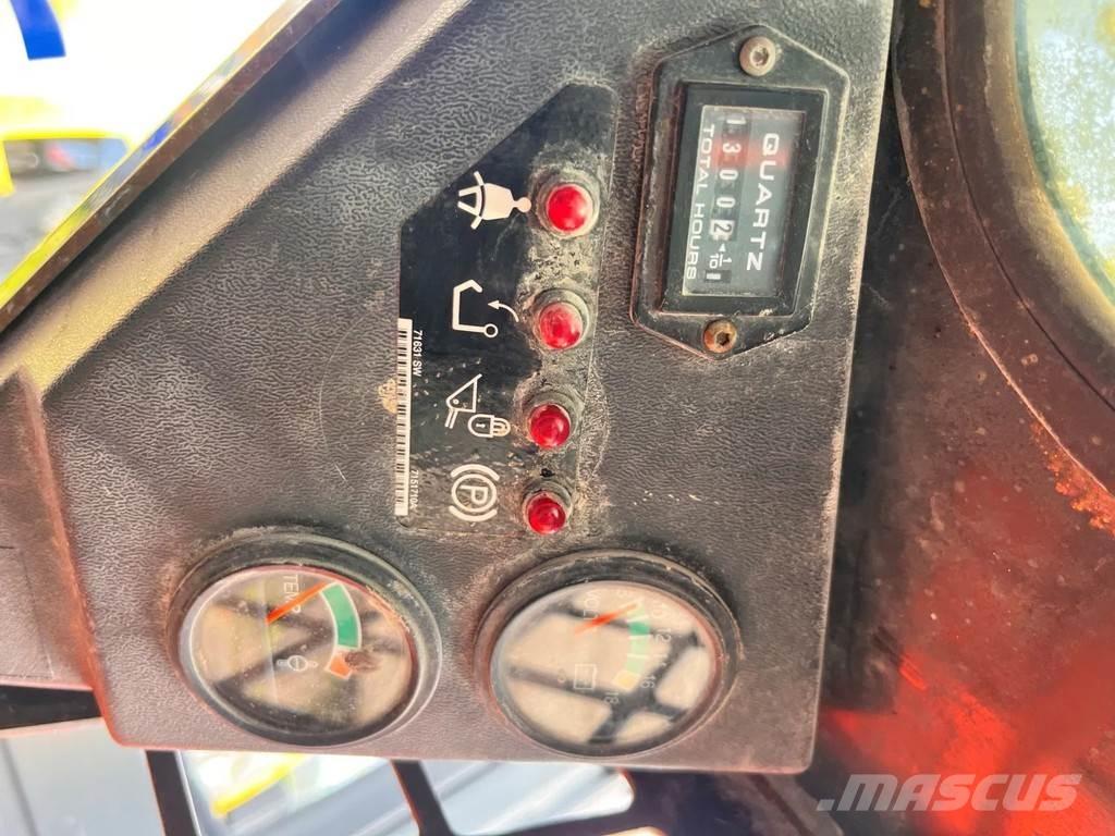 Bobcat S70 Lietoti riteņu kompaktiekrāvēji