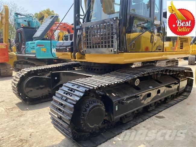 CAT 330 D 2L Kāpurķēžu ekskavatori