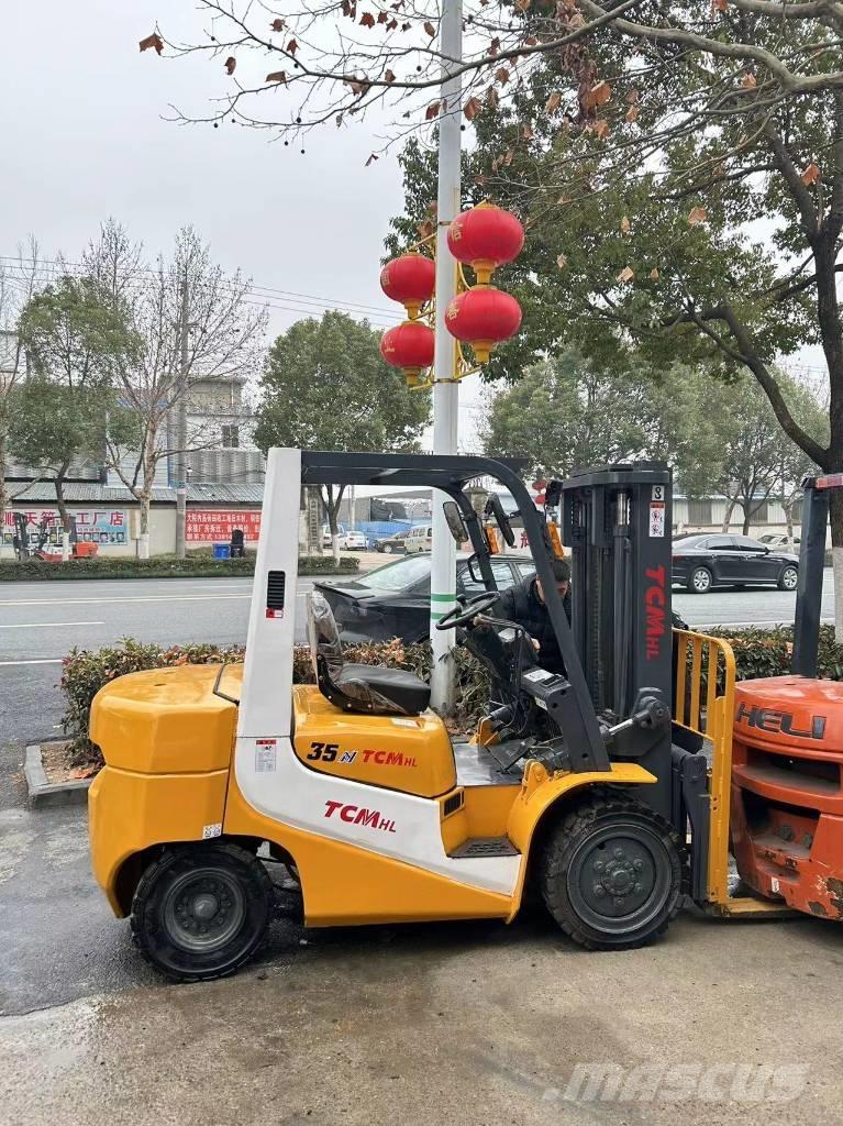 TCM 35 Tehnika ar dīzeļa dzinēju