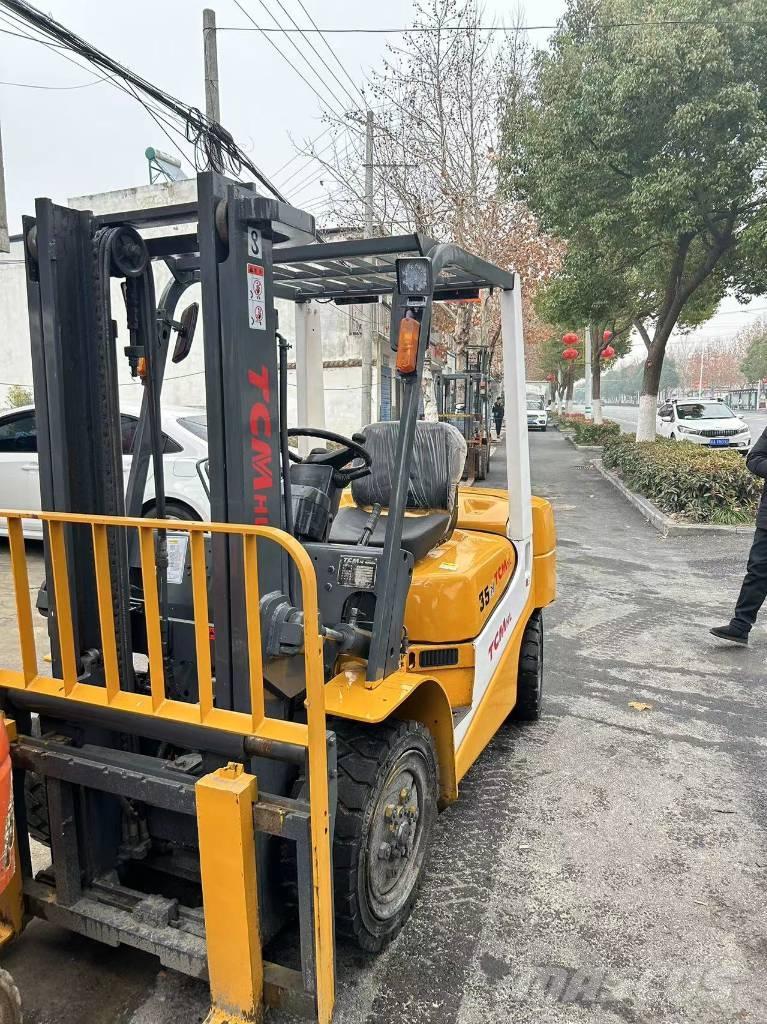 TCM 35 Tehnika ar dīzeļa dzinēju