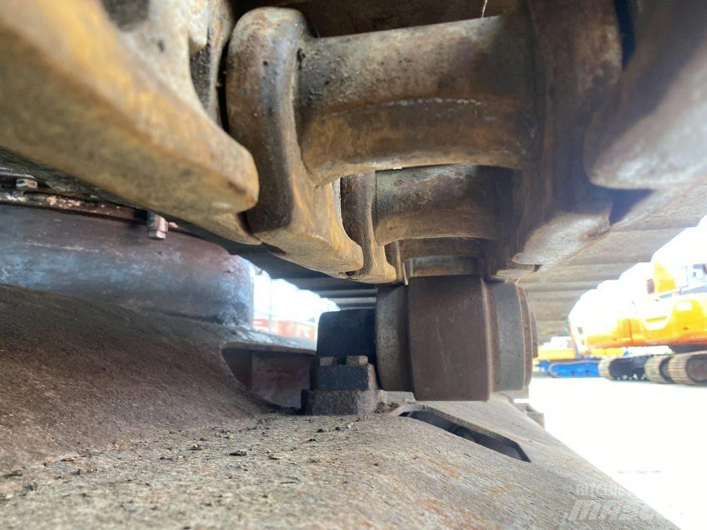 Hitachi EX 150 LC 5 Kāpurķēžu ekskavatori