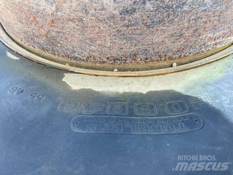Goodyear 20.8 R42 Cits traktoru papildaprīkojums