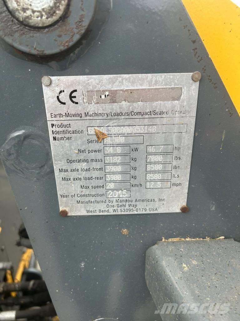 Mustang AL 506 Cab Multifunkcionālie iekrāvēji