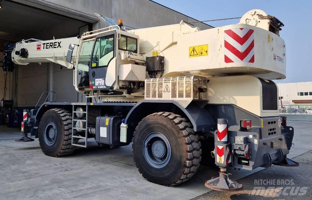 Terex RT1080L Celtņi nelīdzenām virsmām