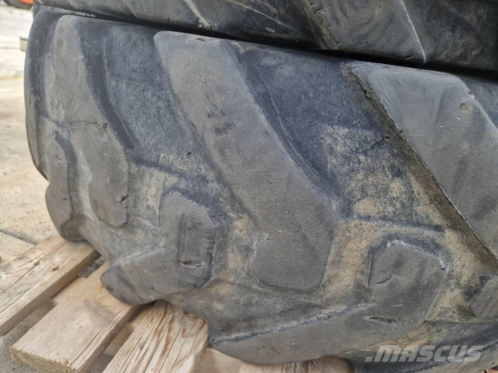 Manitou MT 1335 1440 Riepas, riteņi un diski
